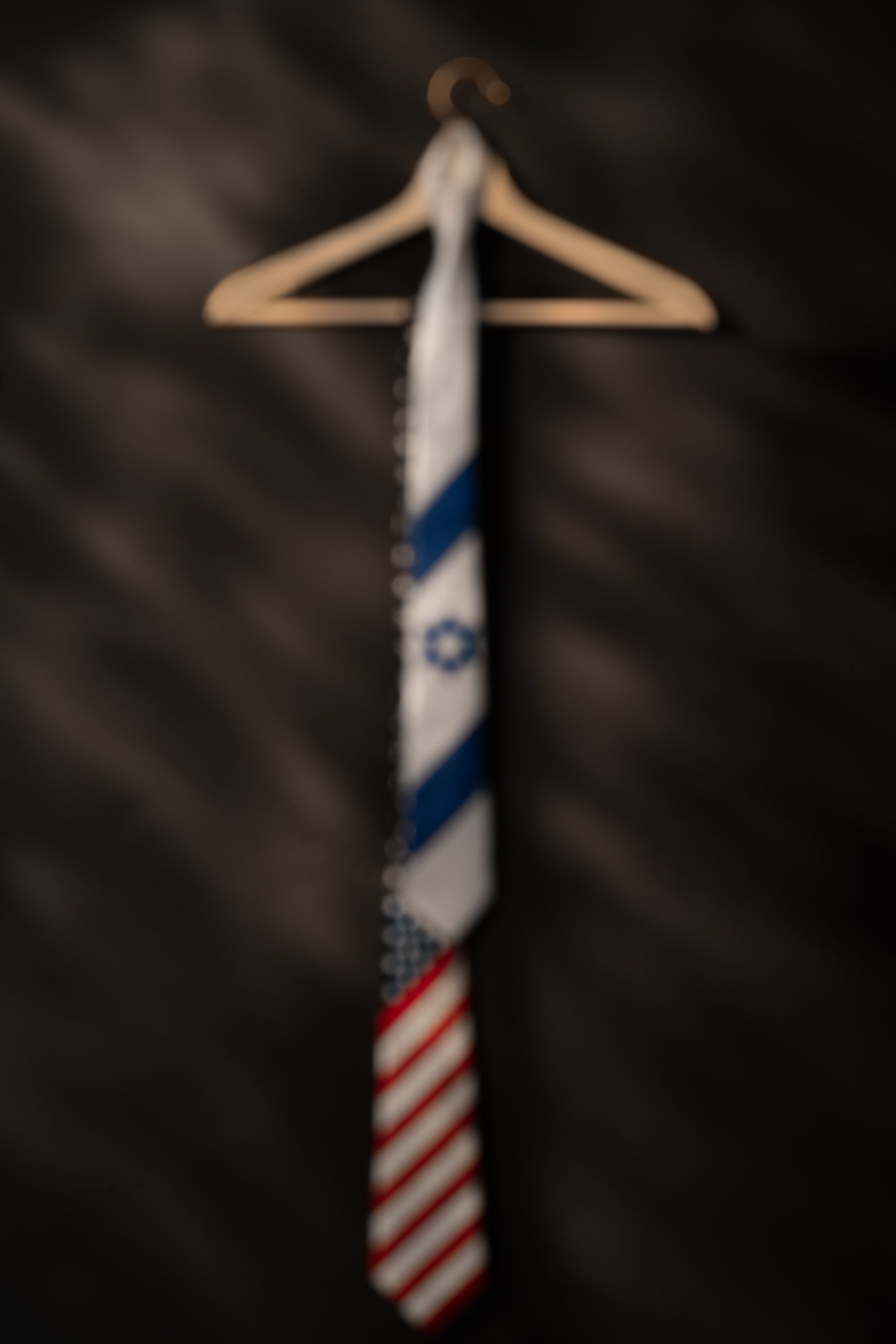 Hang On- A Tie