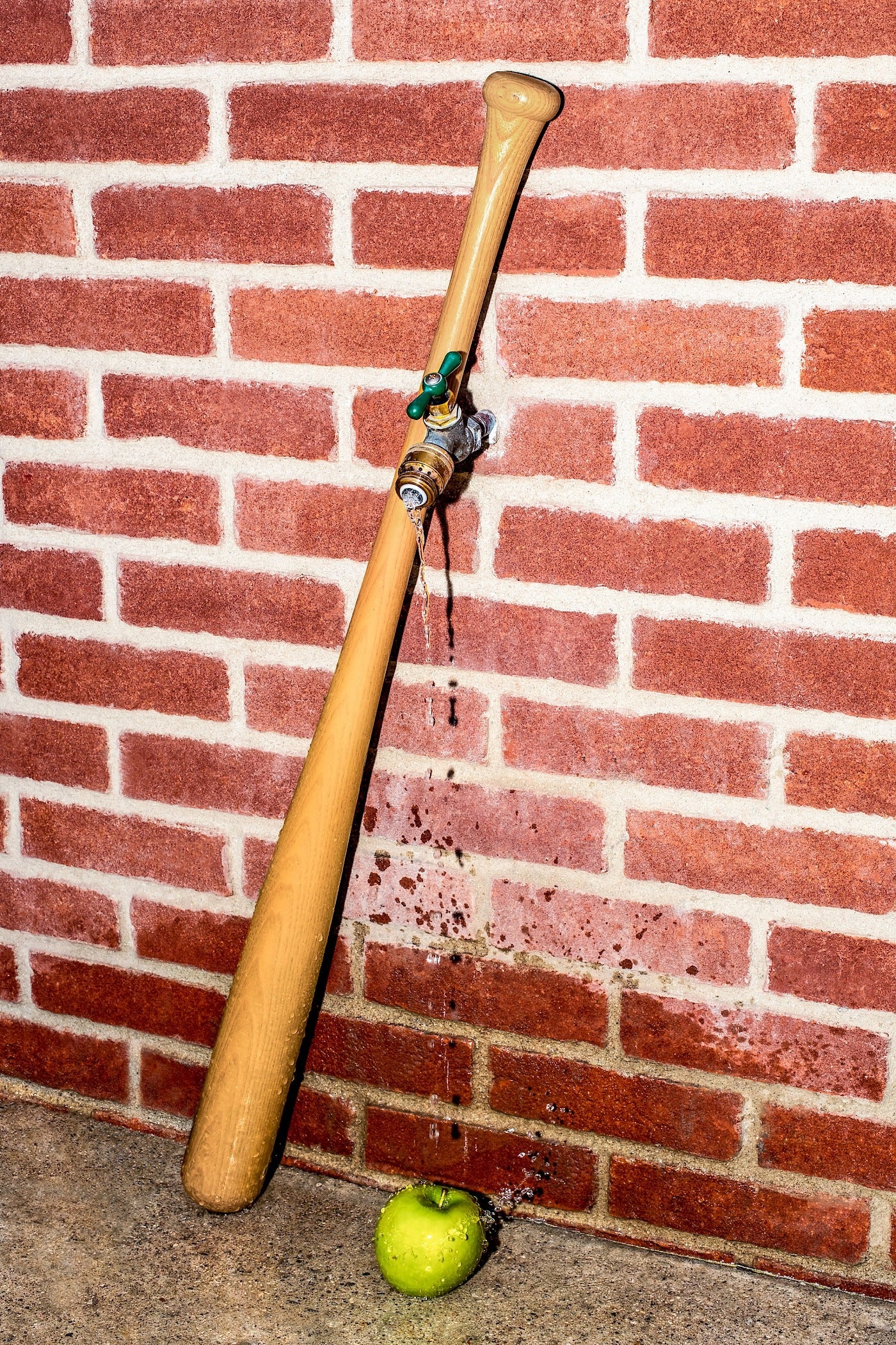 Man Woman Faucet- Bat
