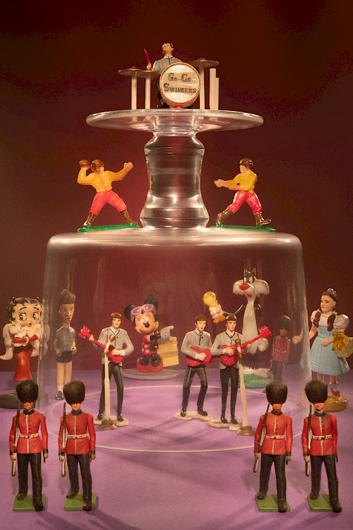 Captured- The Band is Back Together